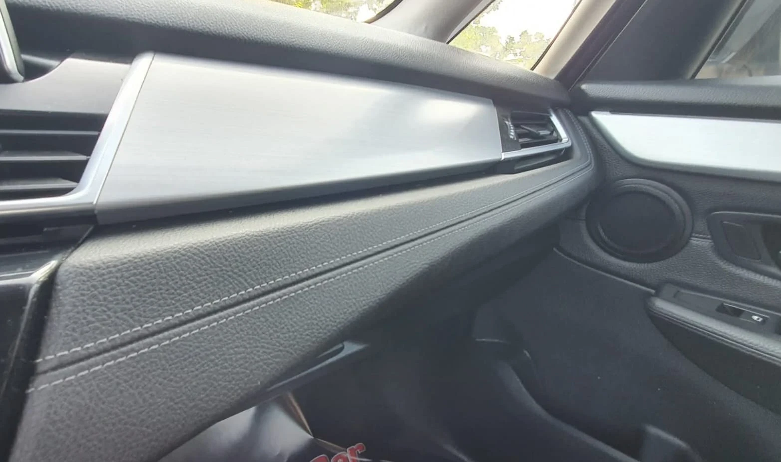 BMW 2 Active Tourer 218d Lyxury, снимка 12 - Автомобили и джипове - 54387659