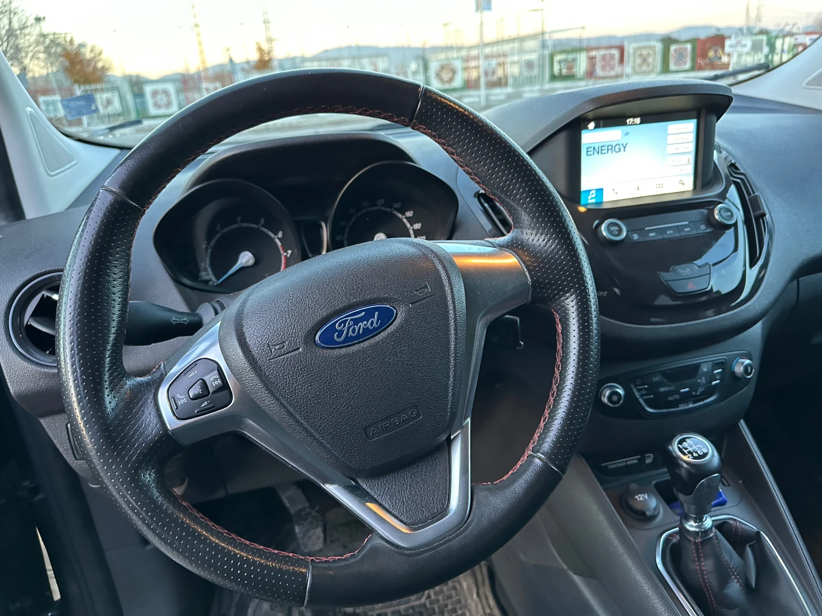 Ford Courier Товаро-пътнически БАРТЕР, снимка 2 - Автомобили и джипове - 54430675