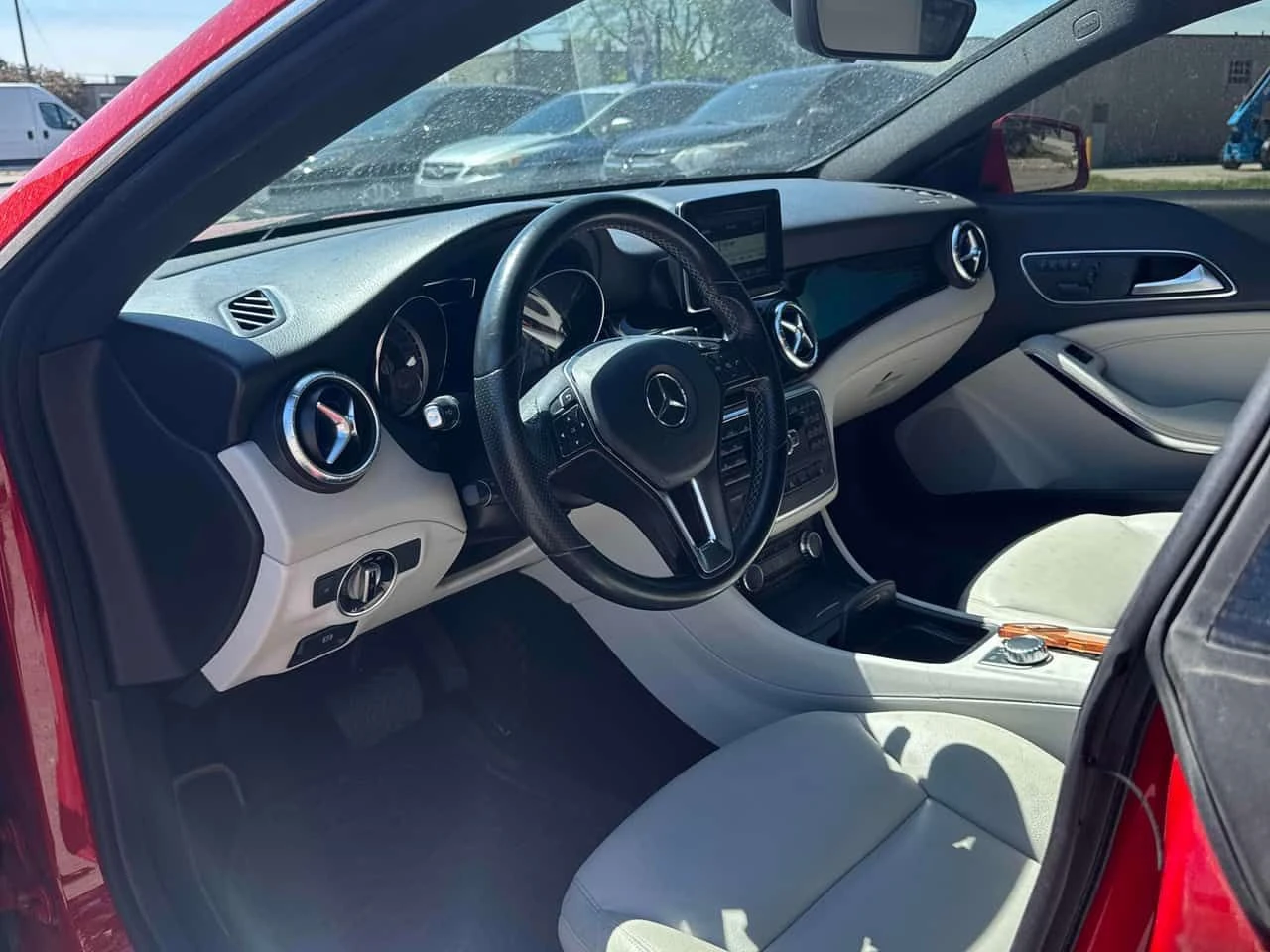 Mercedes-Benz CLA 250 * АВТОКРЕДИТ * ОТ ПРЕДСТАВИТЕЛСТВО, снимка 7 - Автомобили и джипове - 54635460