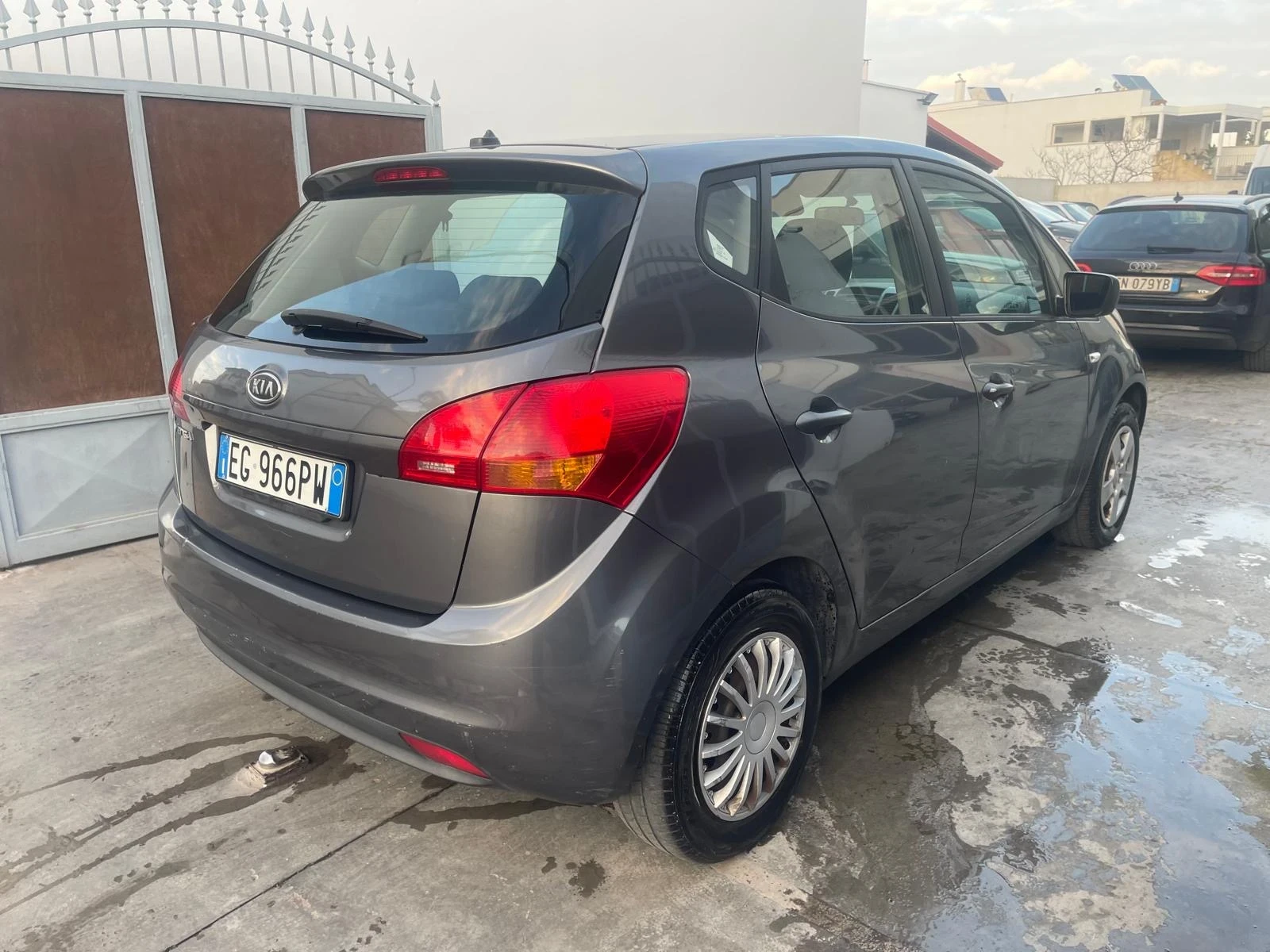 Kia Venga, снимка 3 - Автомобили и джипове - 54748096