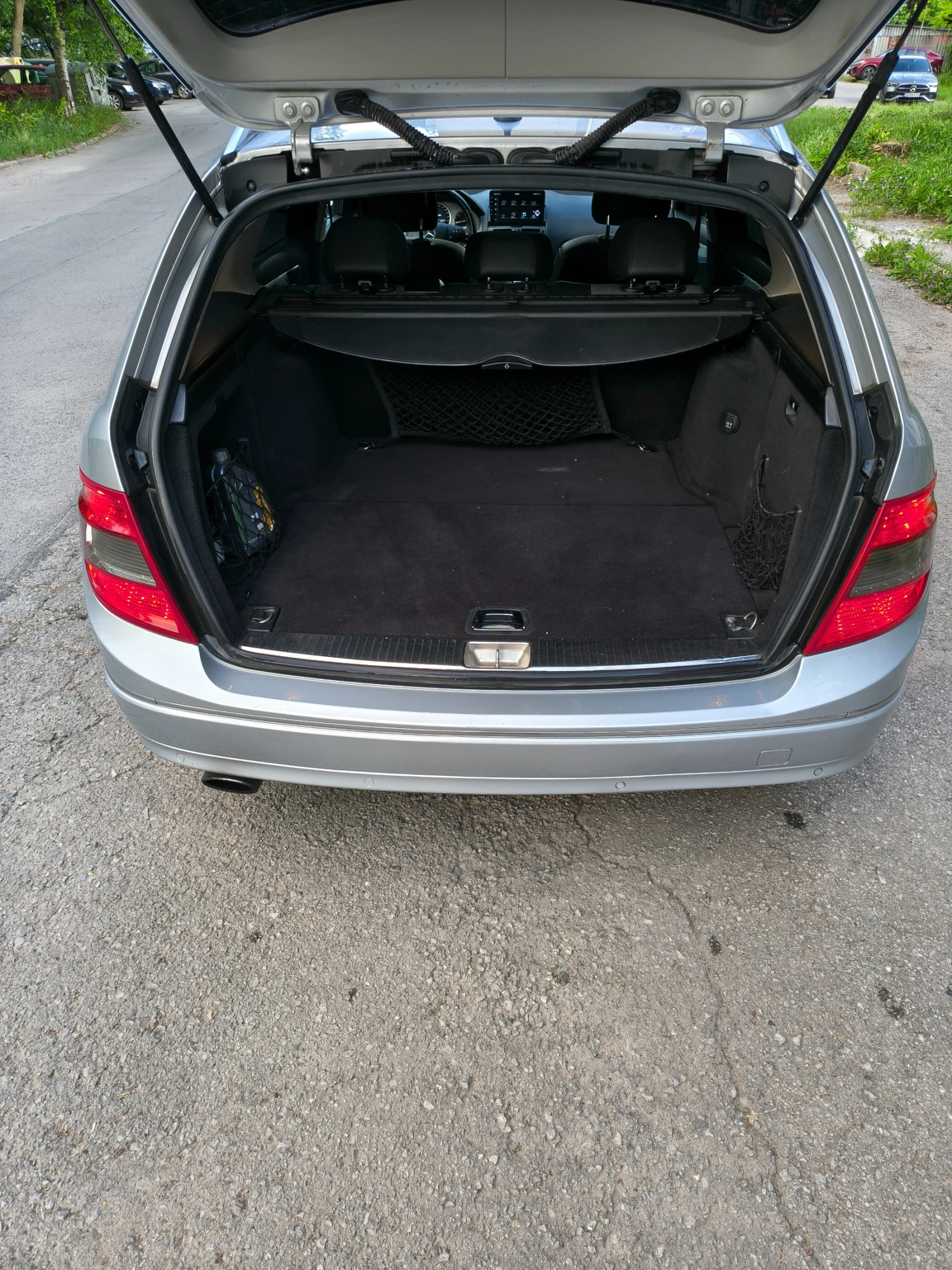 Mercedes-Benz C 220 om646, снимка 5 - Автомобили и джипове - 54890713