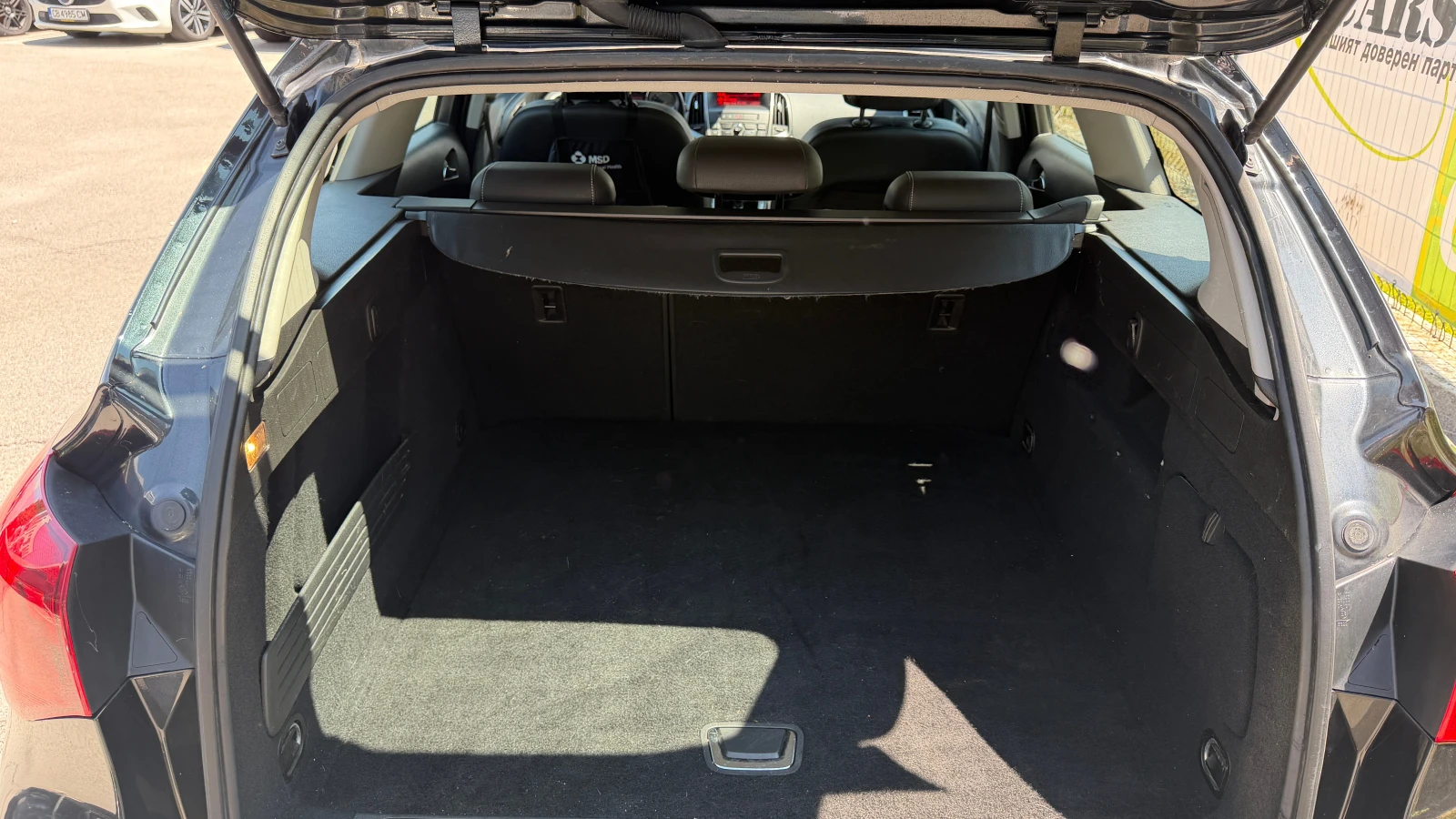 Opel Astra Caravan 1.7 CDTI, снимка 11 - Автомобили и джипове - 55310888