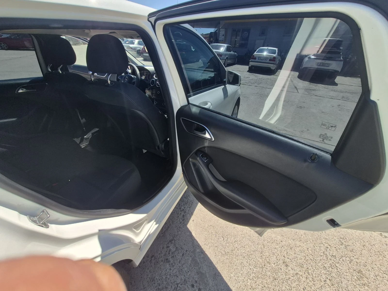Mercedes-Benz B 220 B220.177ks..651motot, снимка 13 - Автомобили и джипове - 55681901