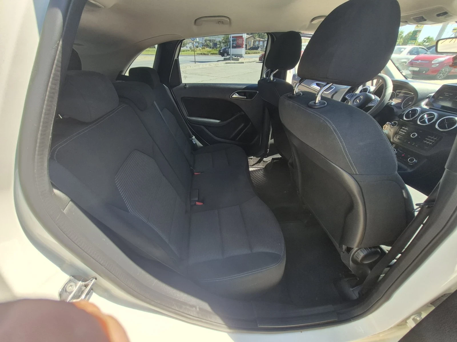 Mercedes-Benz B 220 B220.177ks..651motot, снимка 14 - Автомобили и джипове - 55681901