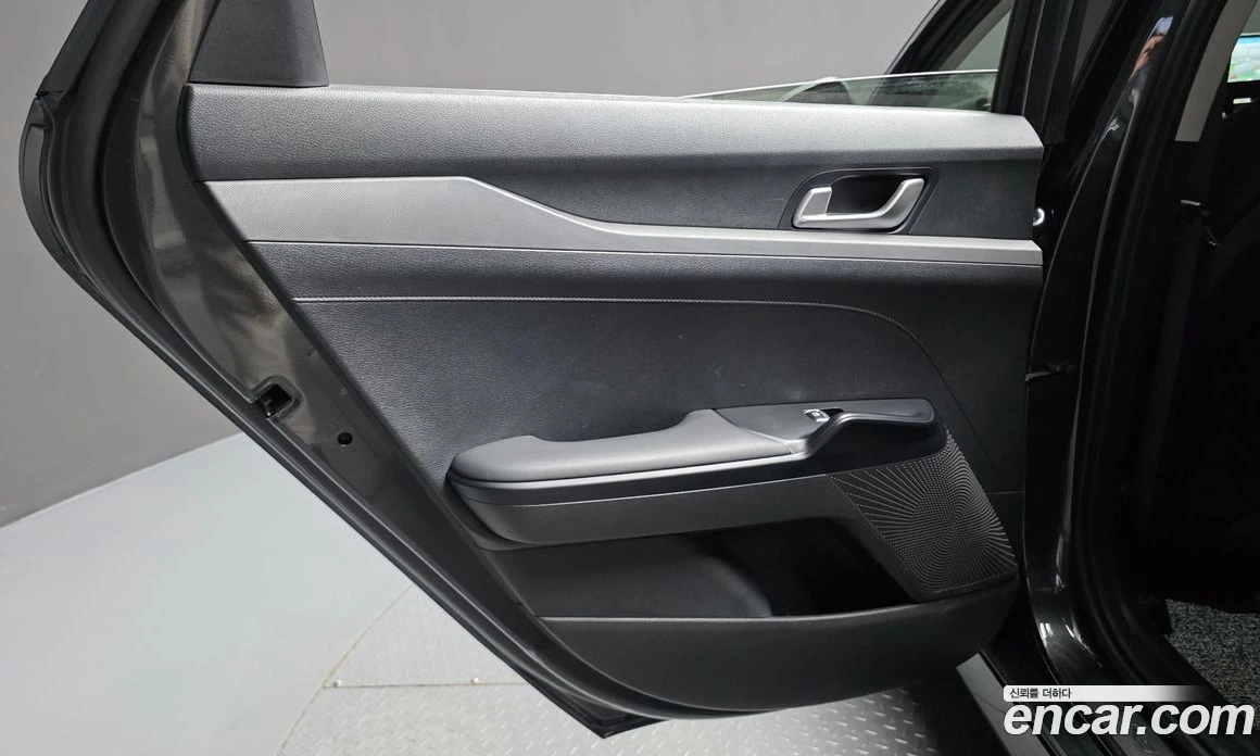 Kia K5 2.0 LPI Strandard, снимка 15 - Автомобили и джипове - 56096292
