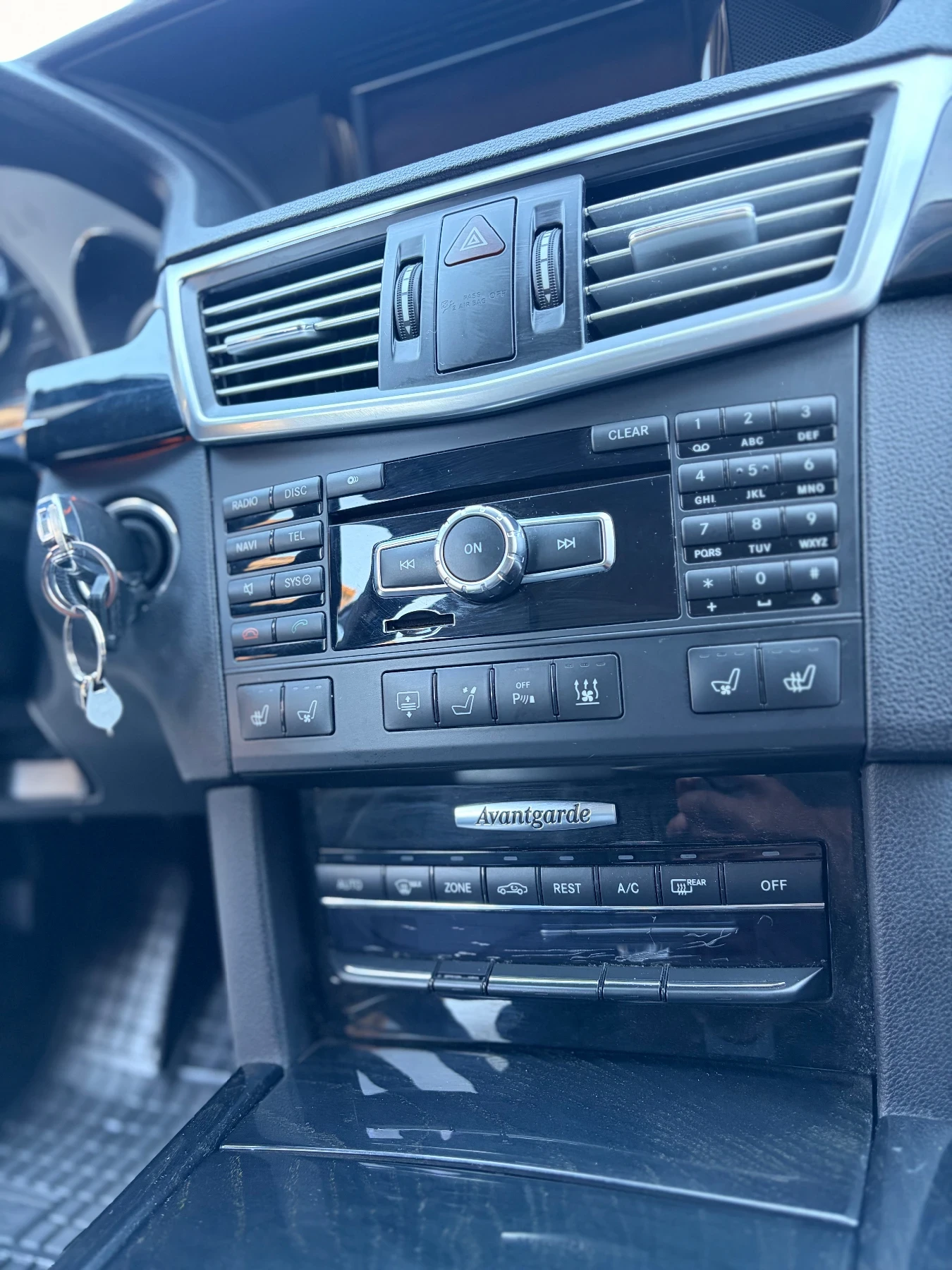 Mercedes-Benz E 350, снимка 15 - Автомобили и джипове - 56368217