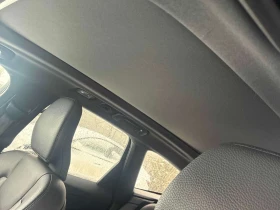 Volvo XC60 Momentum  CARFAX, снимка 16