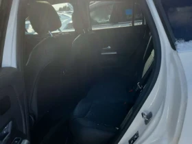 Mercedes-Benz GLA 250  4MATIC| PANORAMA| AMBIENT| CARFAX| , снимка 12