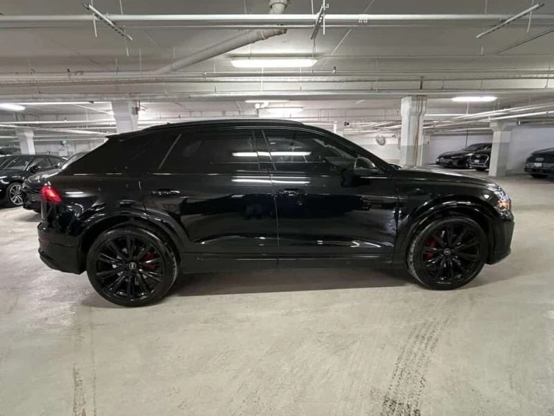 Audi SQ8 * 4.0 quattro | Black Optics Pkg| 23 inch Wheels| , снимка 15 - Автомобили и джипове - 53527096