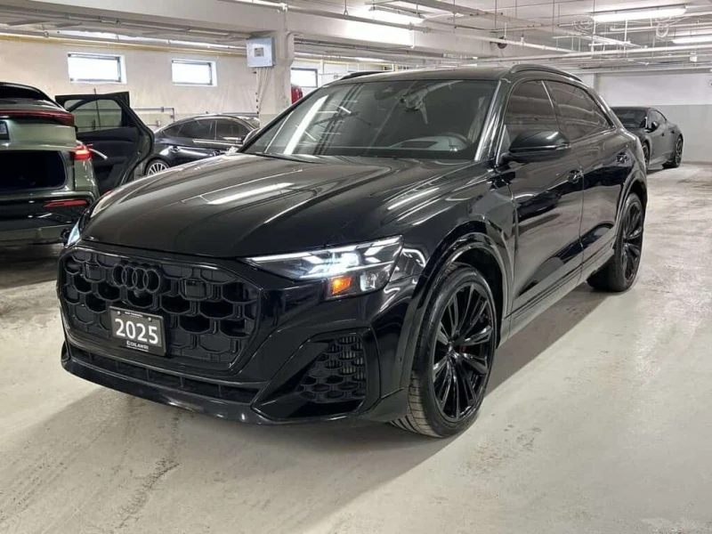 Audi SQ8 * 4.0 quattro | Black Optics Pkg| 23 inch Wheels| , снимка 2 - Автомобили и джипове - 53527096