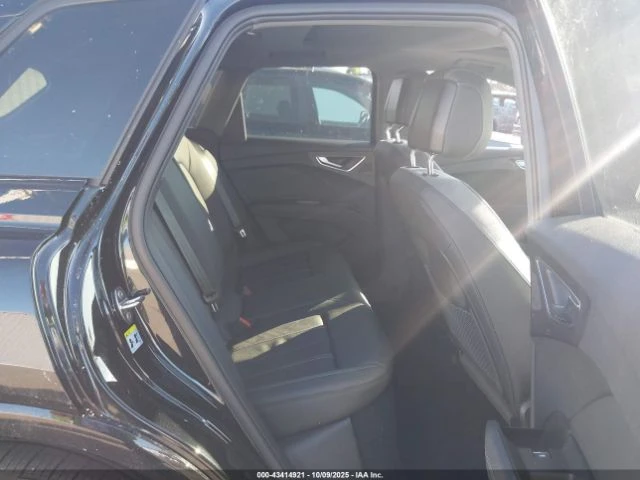 Audi Q4 E-TRON PRESTIGE 55 QUATTRO, снимка 10 - Автомобили и джипове - 53154907