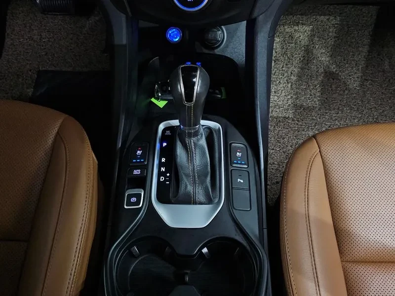 Hyundai Santa fe 2.0 4WD EXCLUSIVE, снимка 9 - Автомобили и джипове - 55717359