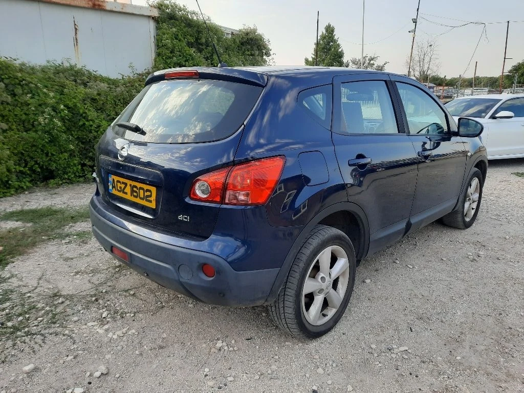 Nissan Qashqai 2.0 DCI - изображение 4