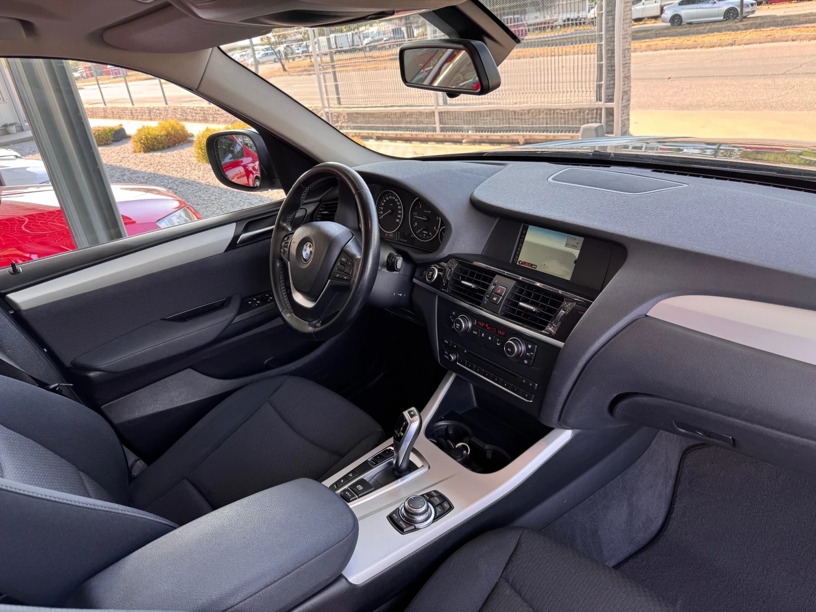 BMW X3 2.0d X-Drive 184кс * 8скорости* НААВИ* КСЕНОН*  | Mobile.bg — изображение 12