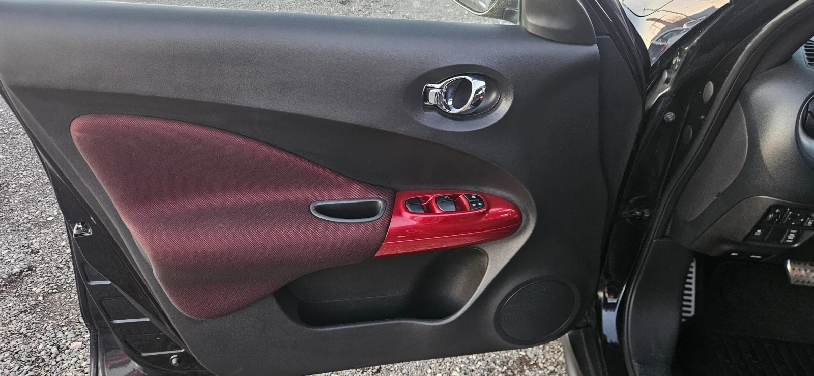 Nissan Juke 1.6i 4x4 SWISS  - изображение 5