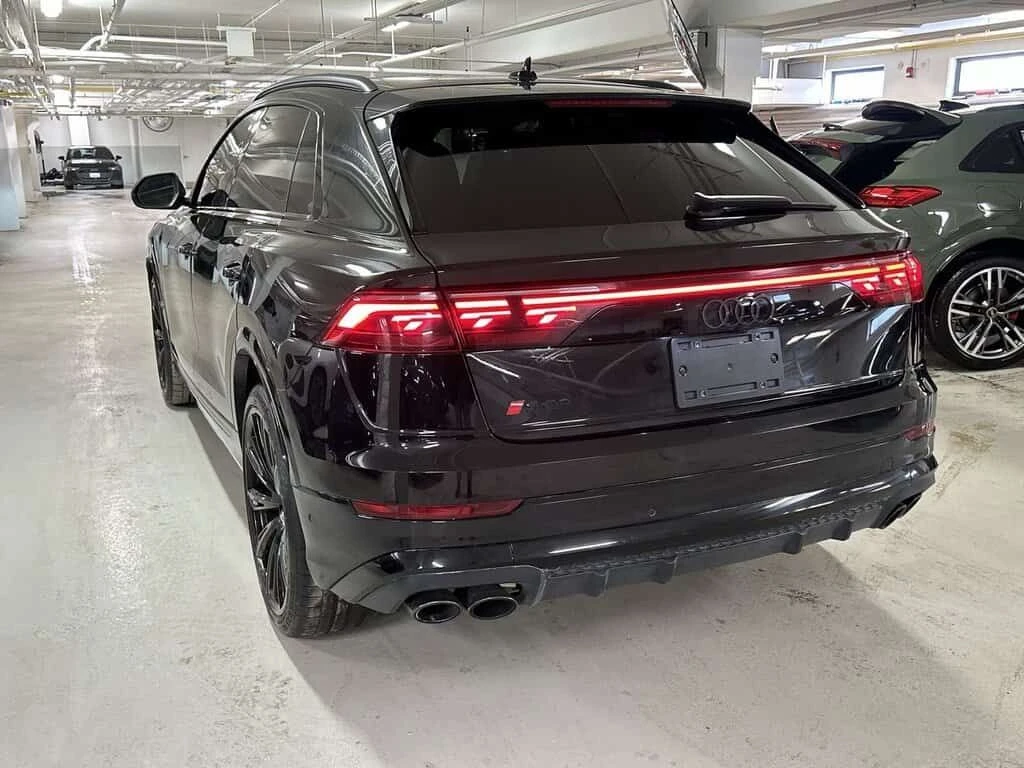 Audi SQ8 * 4.0 quattro | Black Optics Pkg| 23 inch Wheels|  - изображение 10
