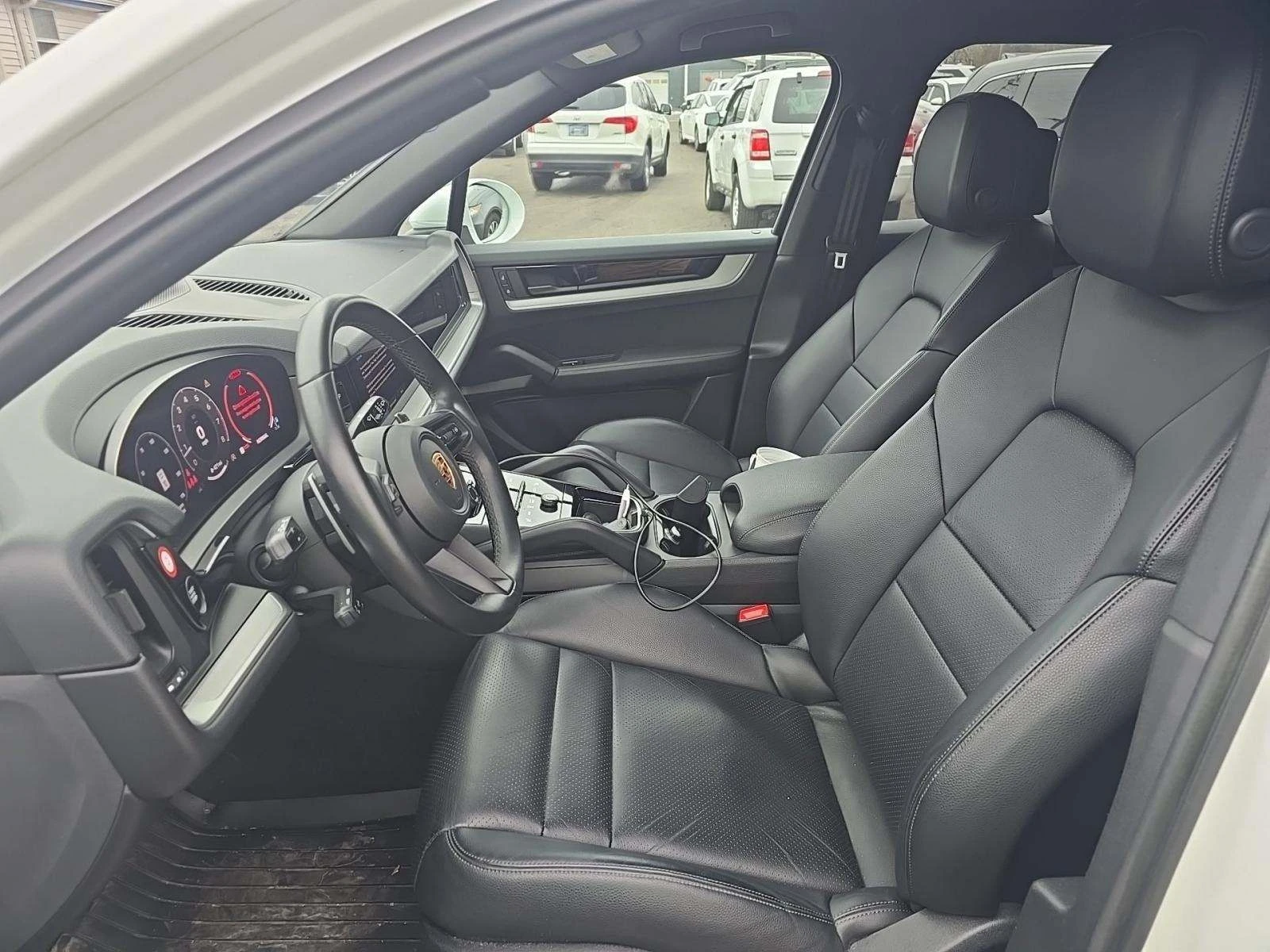 Porsche Cayenne  - изображение 6