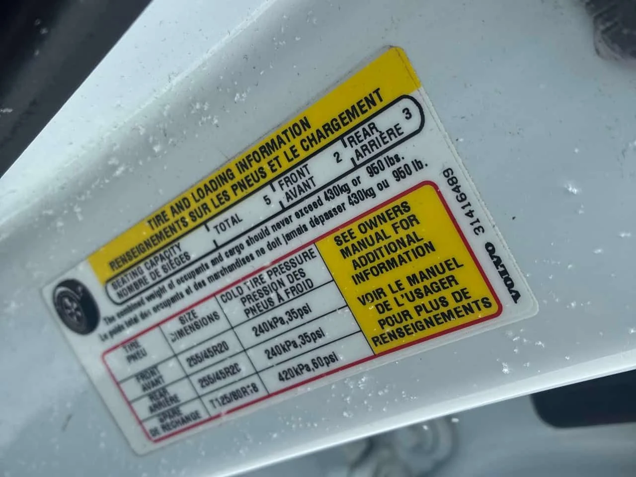 Volvo XC60 Momentum  CARFAX, снимка 12 - Автомобили и джипове - 53977602