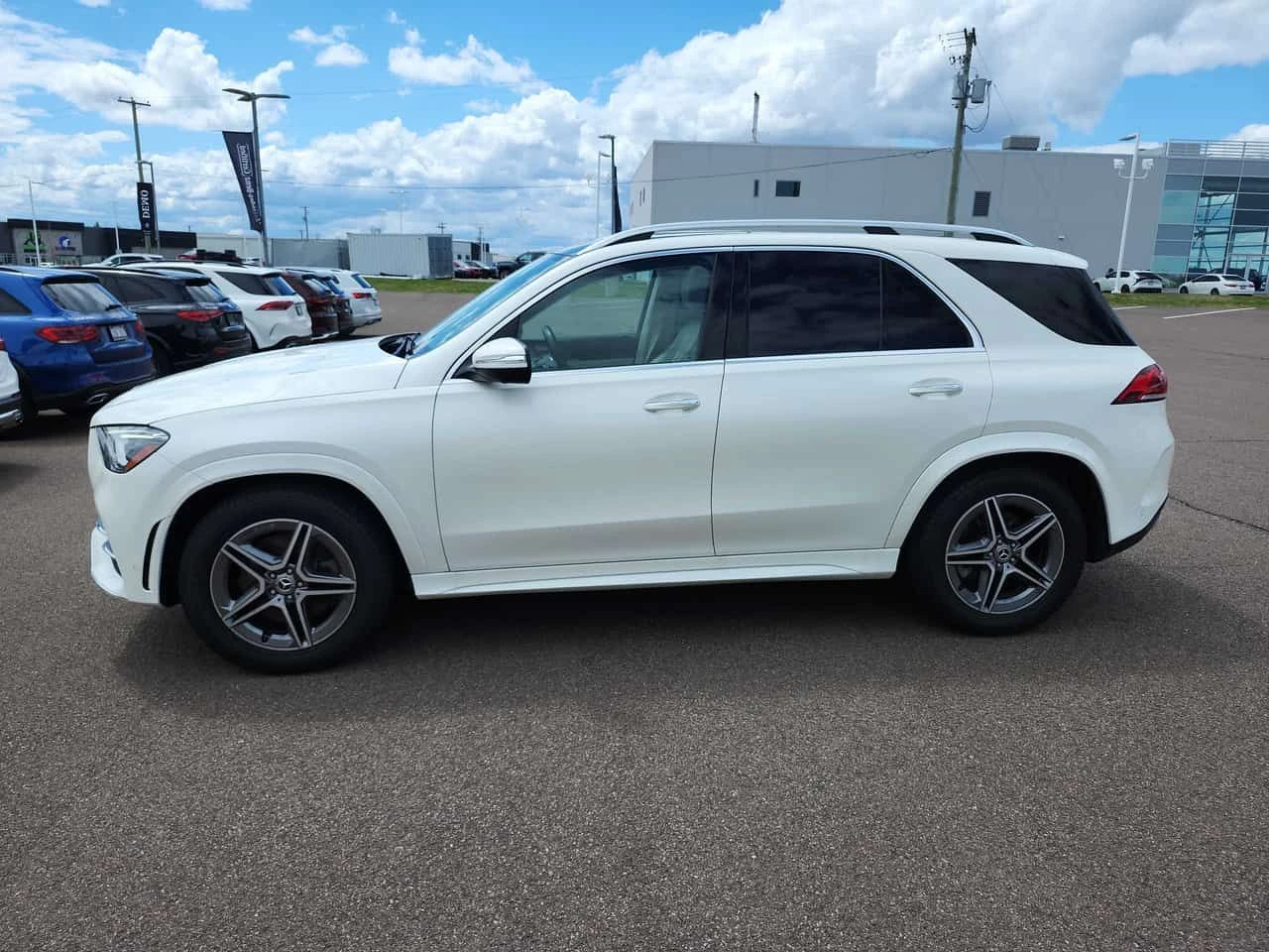 Mercedes-Benz GLE 450 | DISTR| 360| BURMESTER| ПОДГРЕВ| ОБДУХВАНЕ| CARFX, снимка 4 - Автомобили и джипове - 54479905