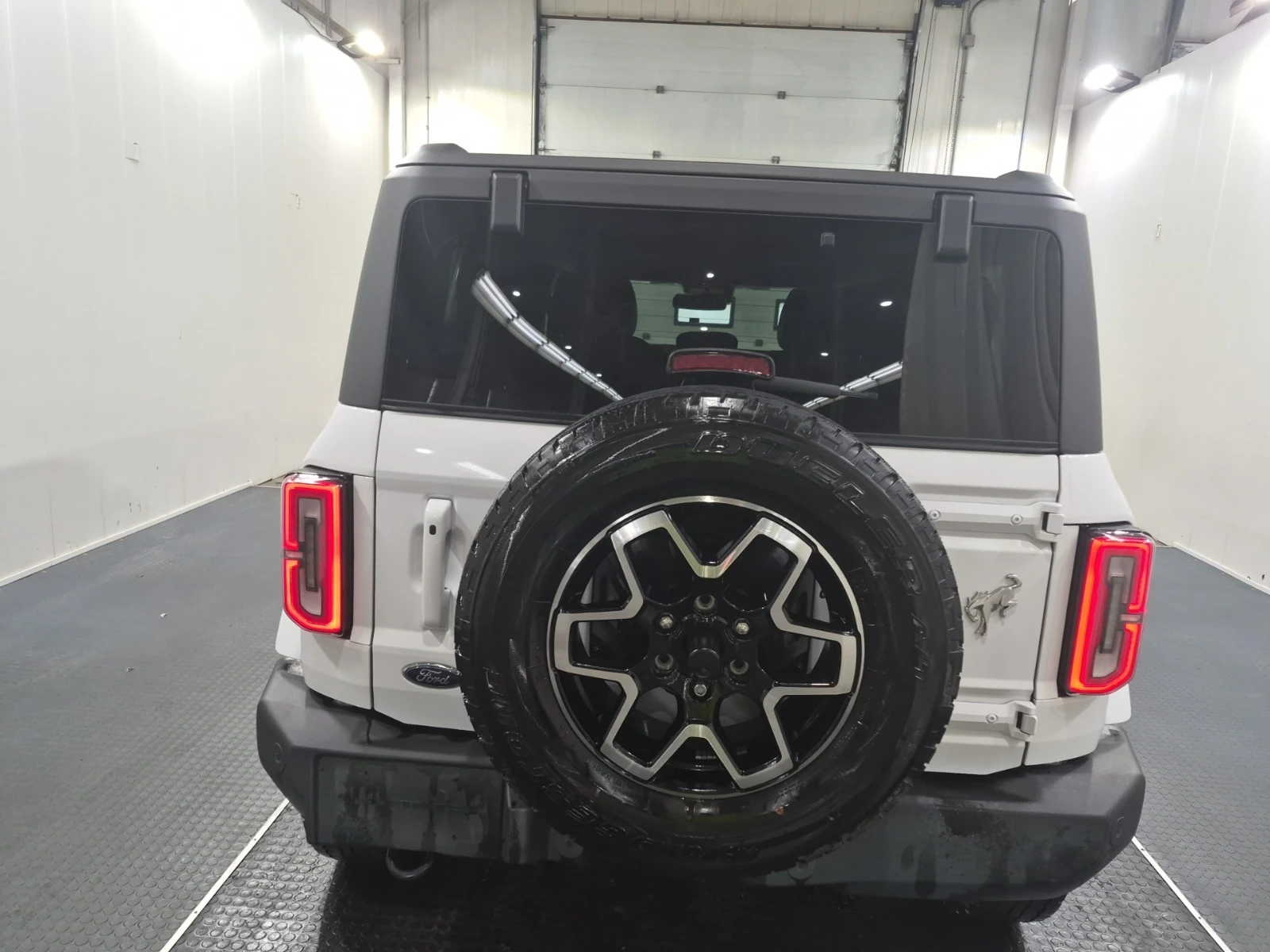 Ford Bronco Outer Banks 4x4, снимка 7 - Автомобили и джипове - 54556512