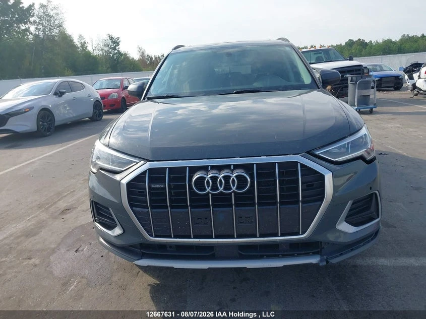 Audi Q3 PREMIUM+ Автокредит Цена до България, снимка 2 - Автомобили и джипове - 55791398