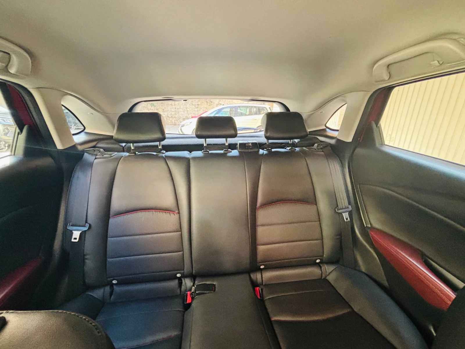 Mazda CX-3, снимка 4 - Автомобили и джипове - 56047679