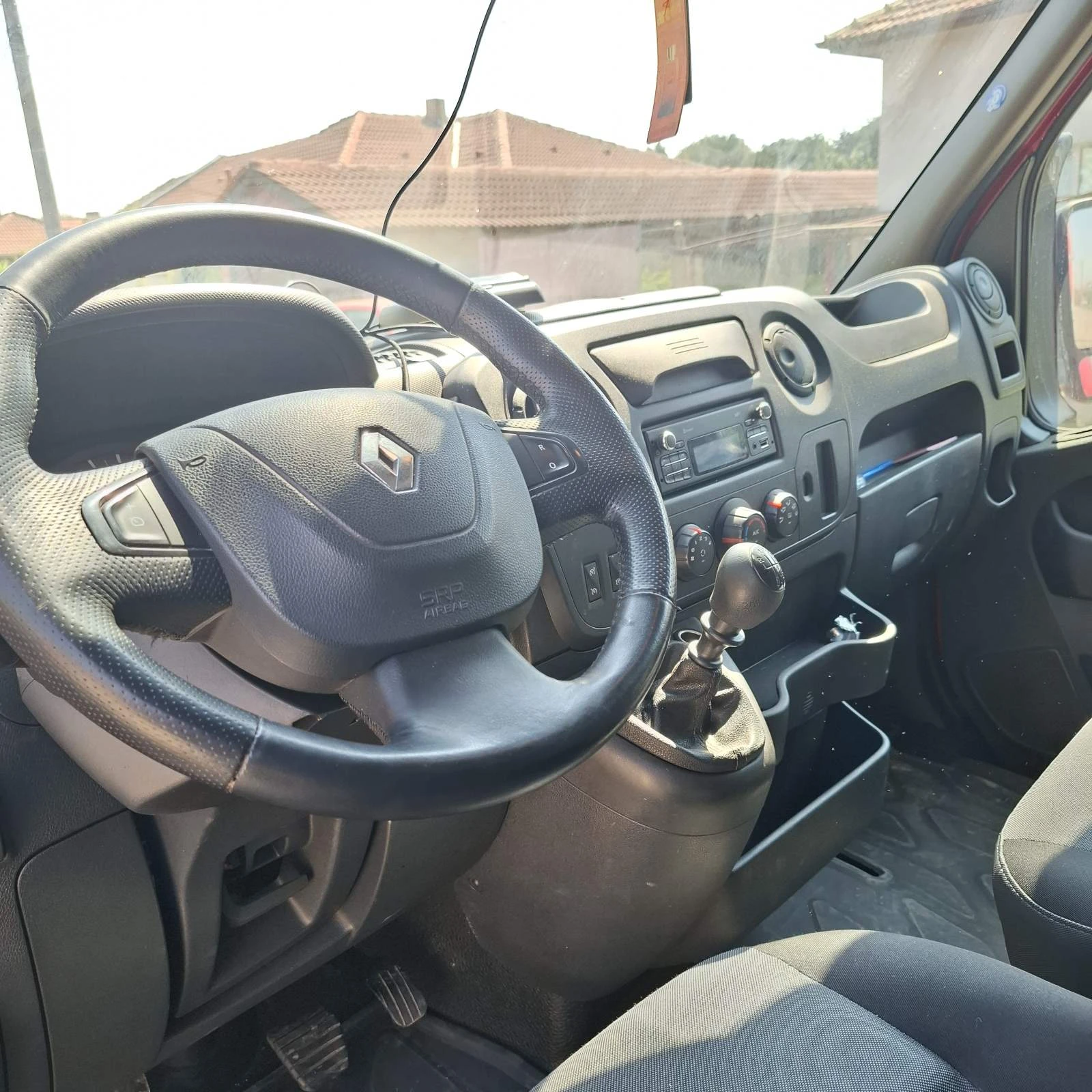 Renault Master 2.3 DCI - изображение 8