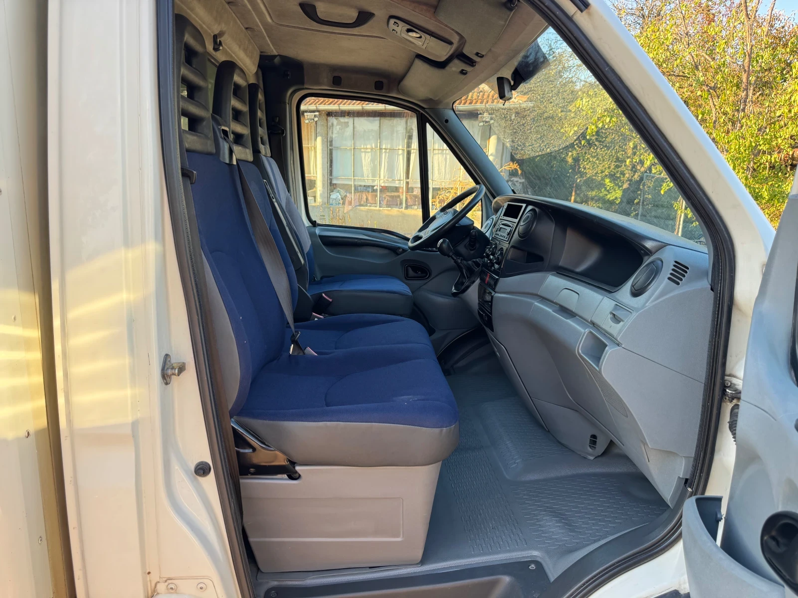 Iveco Daily 40C18   3.0 / 180 к.с. / 4.60 ФУРГОН / ДО 3.5 ТОНА, снимка 12 - Камиони - 56210699