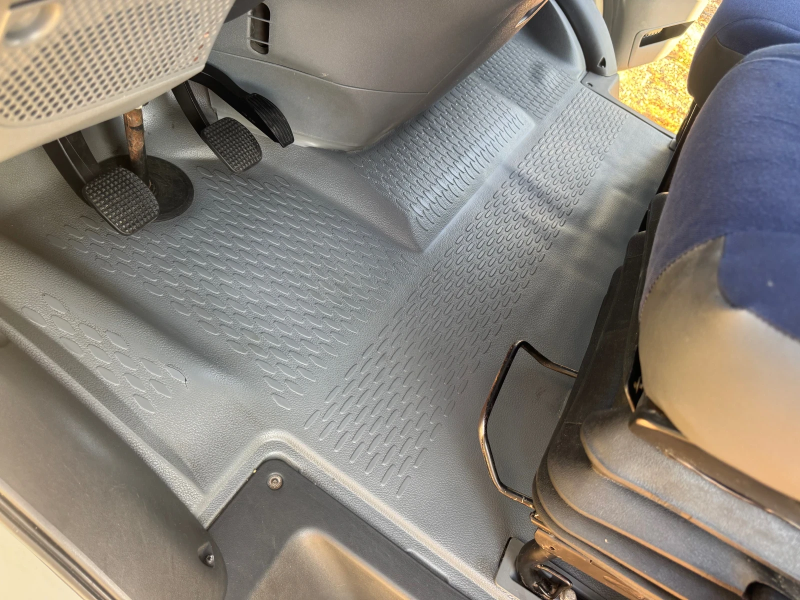 Iveco Daily 40C18   3.0 / 180 к.с. / 4.60 ФУРГОН / ДО 3.5 ТОНА, снимка 15 - Камиони - 56210699