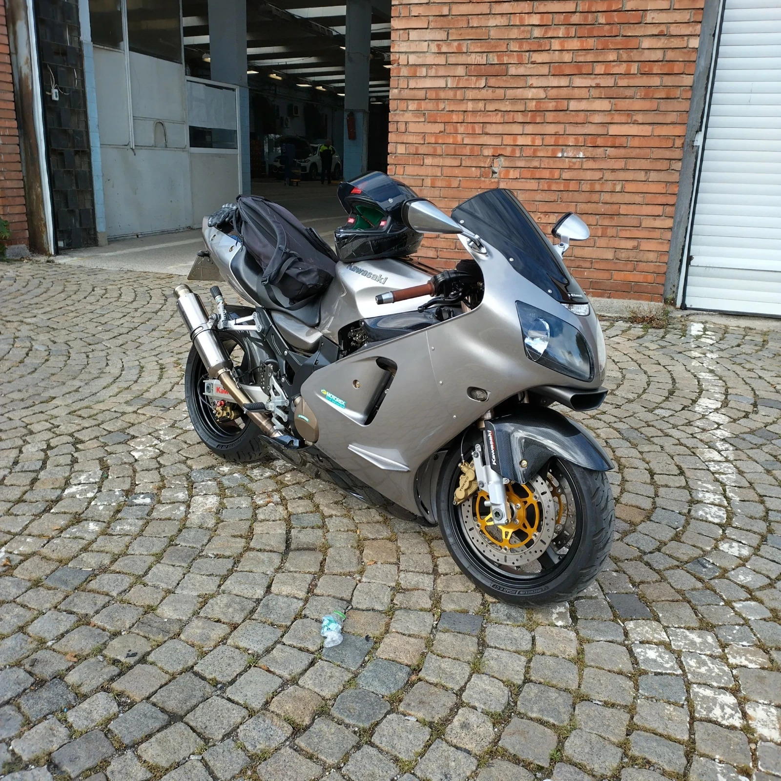 Kawasaki Zx 12-R - изображение 7