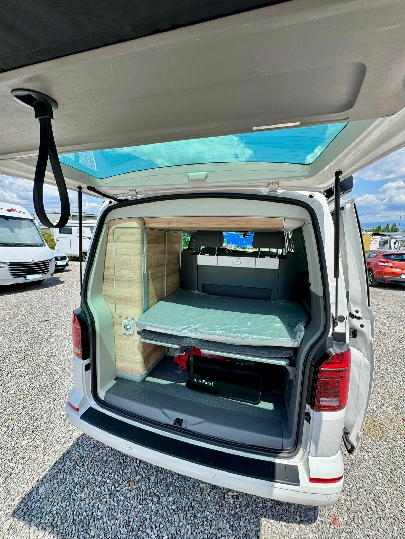  VW California | Mobile.bg   11