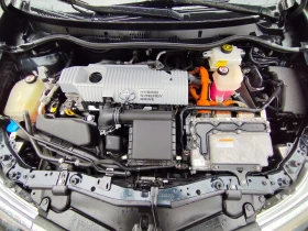 Toyota Auris 1.8HYBRID* EURO6B* LED* , снимка 14