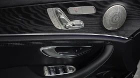Mercedes-Benz E 220 4MATIC* AMG* PANO* 360* HUD* BURMESTER* ПОДГРЕВ* , снимка 15
