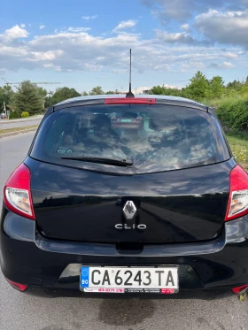 Обява за продажба на Renault Clio 1.6i Automatic Dynamique TomTom  ~9 900 лв. - изображение 3
