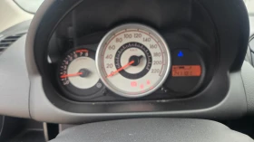 Mazda 2 - 2900 € / 5671.91 лв. - 67292747 6