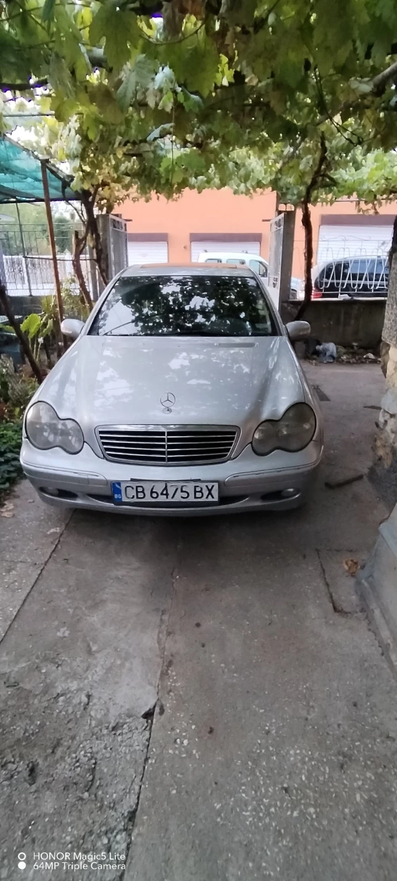 Mercedes-Benz C 220, снимка 1 - Автомобили и джипове - 47263602