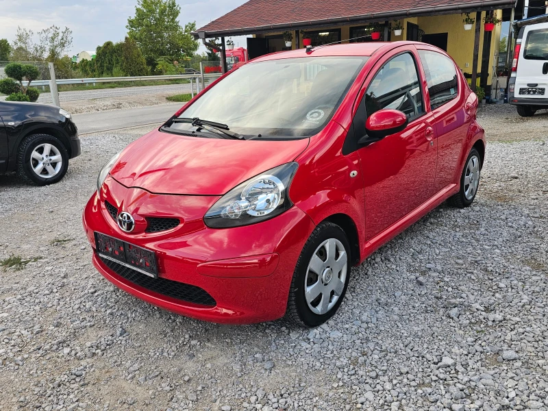 Toyota Aygo 1.0 БЕНЗИН ! ! РЕАЛНИ КИЛОМЕТРИ ! ! КЛИМАТИК, снимка 1 - Автомобили и джипове - 47563637