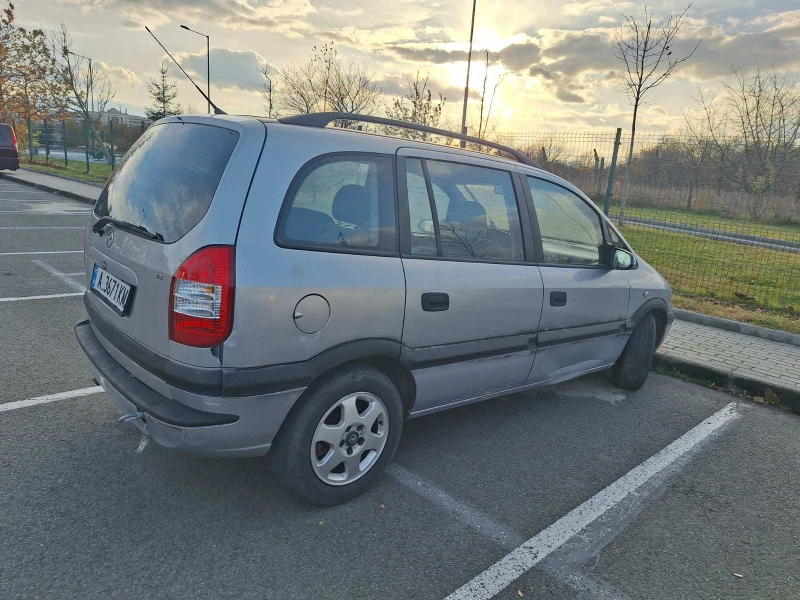 Opel Zafira 2.2, снимка 4 - Автомобили и джипове - 48126755