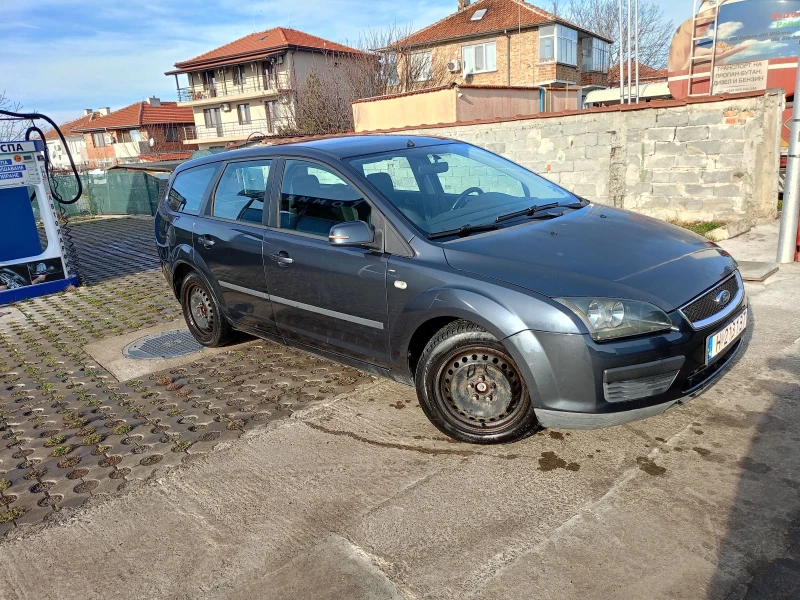 Ford Focus 1.6TDCI, снимка 8 - Автомобили и джипове - 48598553