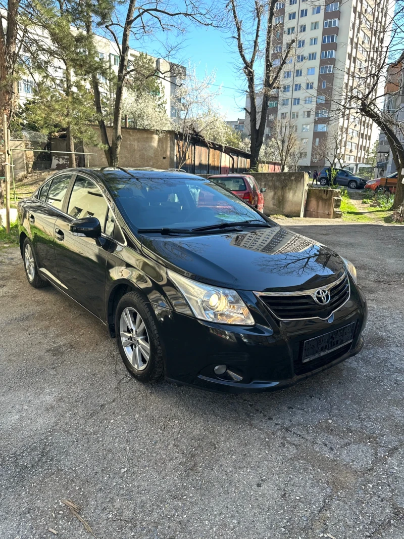 Toyota Avensis 1.8 147кс Сервизна история, снимка 1 - Автомобили и джипове - 49585489