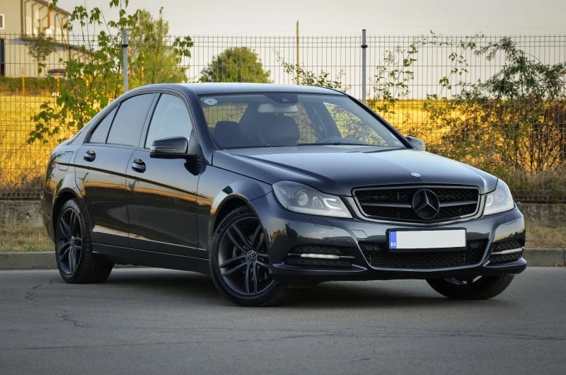 Mercedes-Benz C 250, снимка 2 - Автомобили и джипове - 52480566