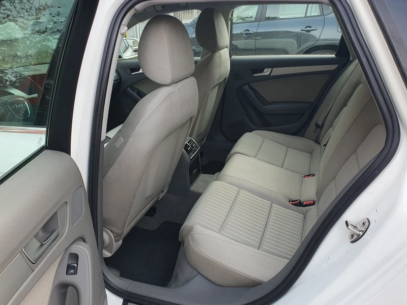 Audi A4 2.0/143ks, снимка 11 - Автомобили и джипове - 51754249