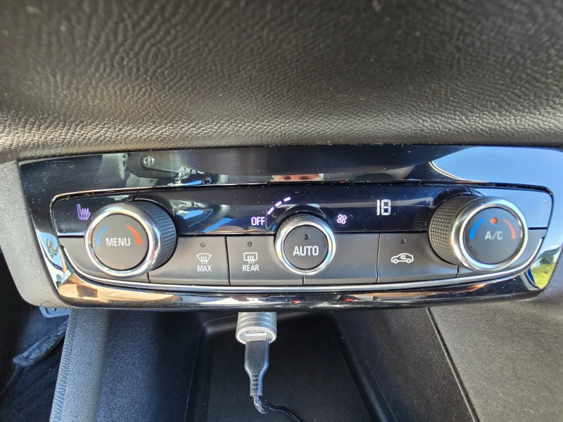 Opel Corsa, снимка 15 - Автомобили и джипове - 52673078