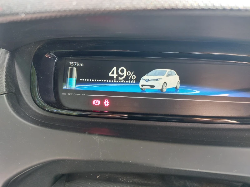 Renault Zoe R110, снимка 15 - Автомобили и джипове - 52511598