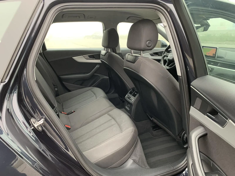 Audi A4, снимка 11 - Автомобили и джипове - 52666927