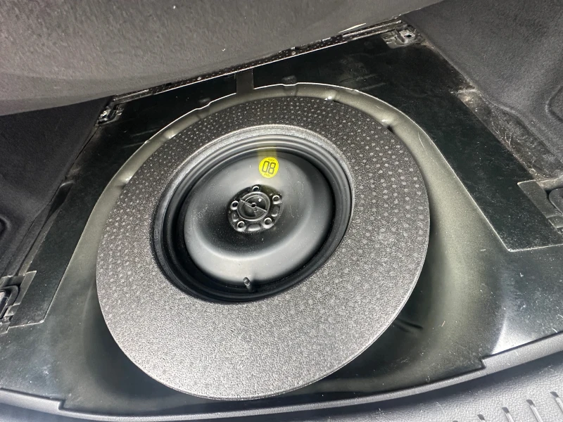 Ford Focus 1.6i, снимка 7 - Автомобили и джипове - 52688940