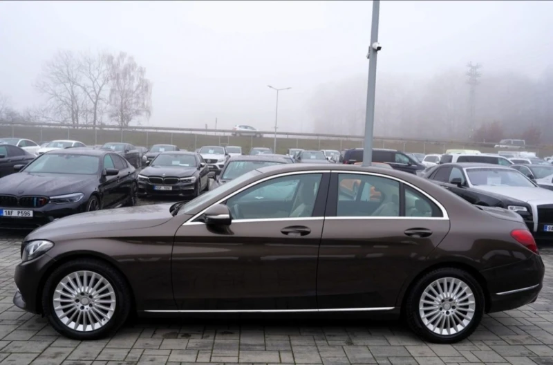 Mercedes-Benz C 180 i 7G Tronic/Кожа/Avantgard, снимка 2 - Автомобили и джипове - 53297668