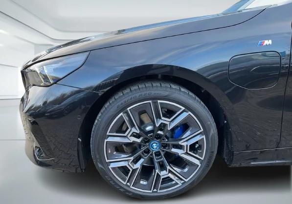 BMW 530 e = M-Sport = M Rear Spoiler Гаранция - изображение 5