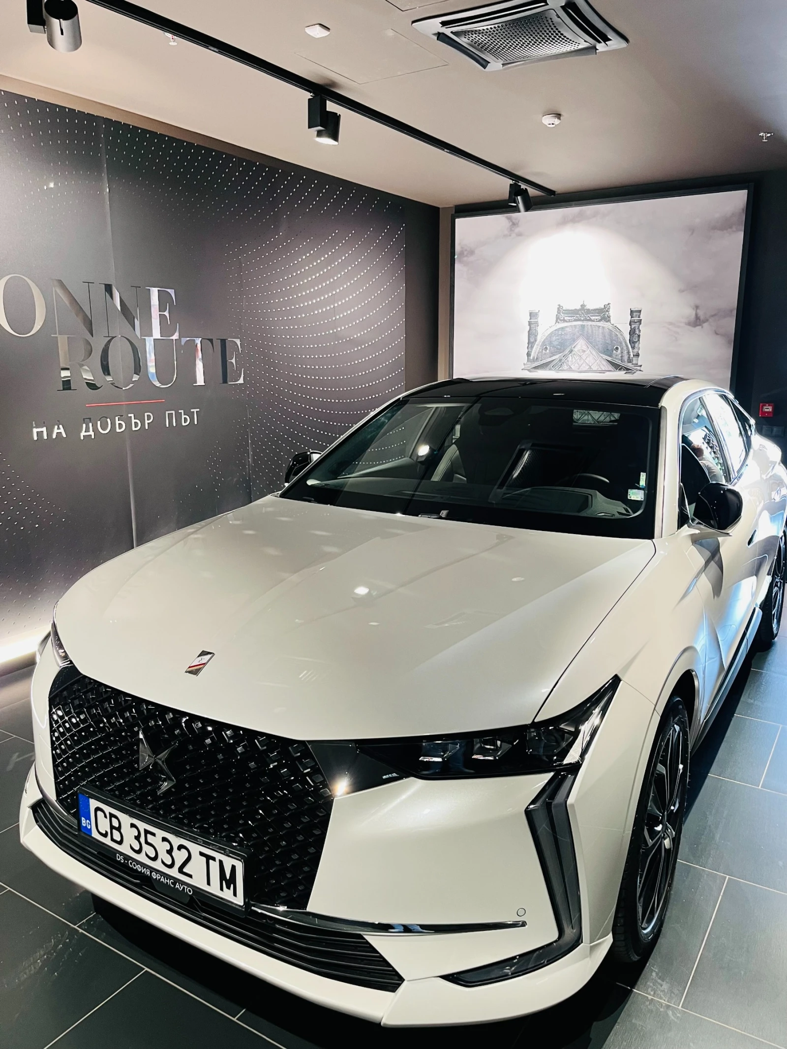 DS DS 4 E-Tense  La Première  - изображение 2