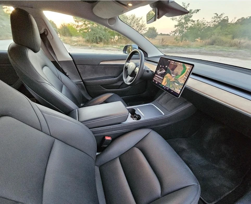 Tesla Model 3 Facelift   | Mobile.bg   13